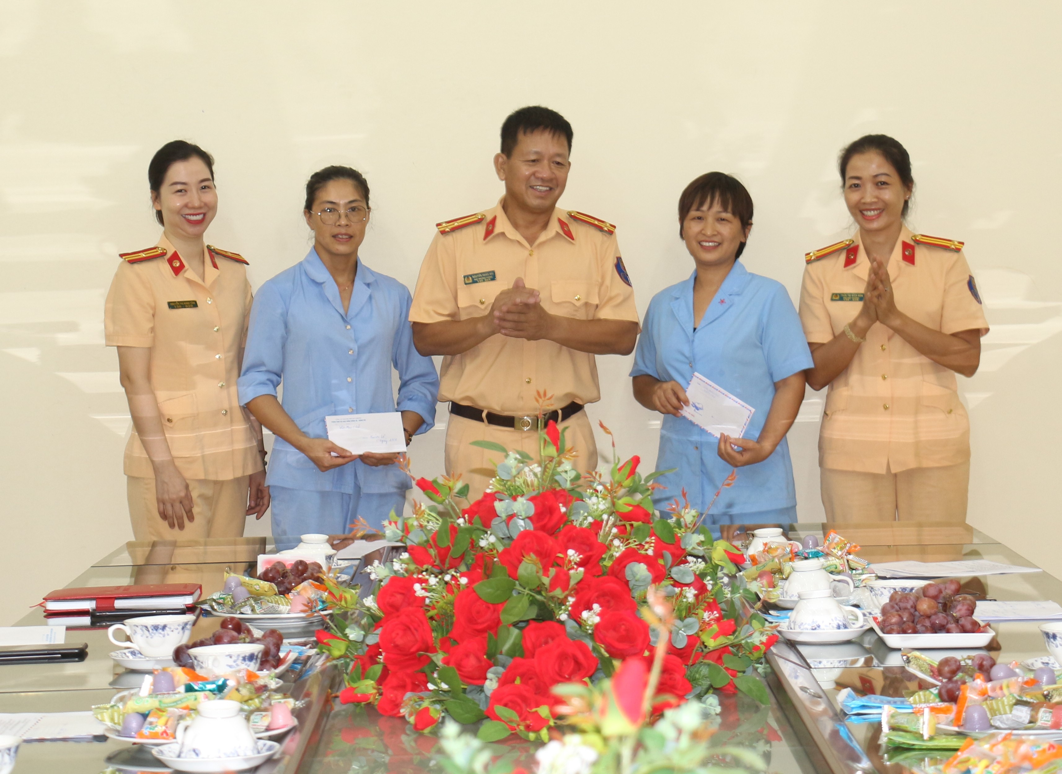 Phòng CSGT đường bộ, đường sắt - CATP Hải Phòng gặp mặt tri ân kỷ niệm ngày Thương binh – liệt sĩ.